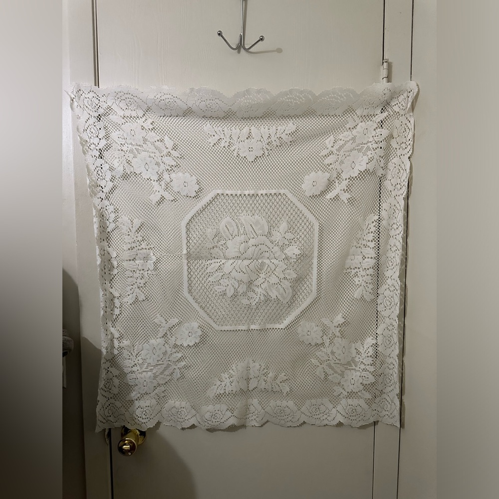 Elegant White Lace Tablecloth 36 x 34